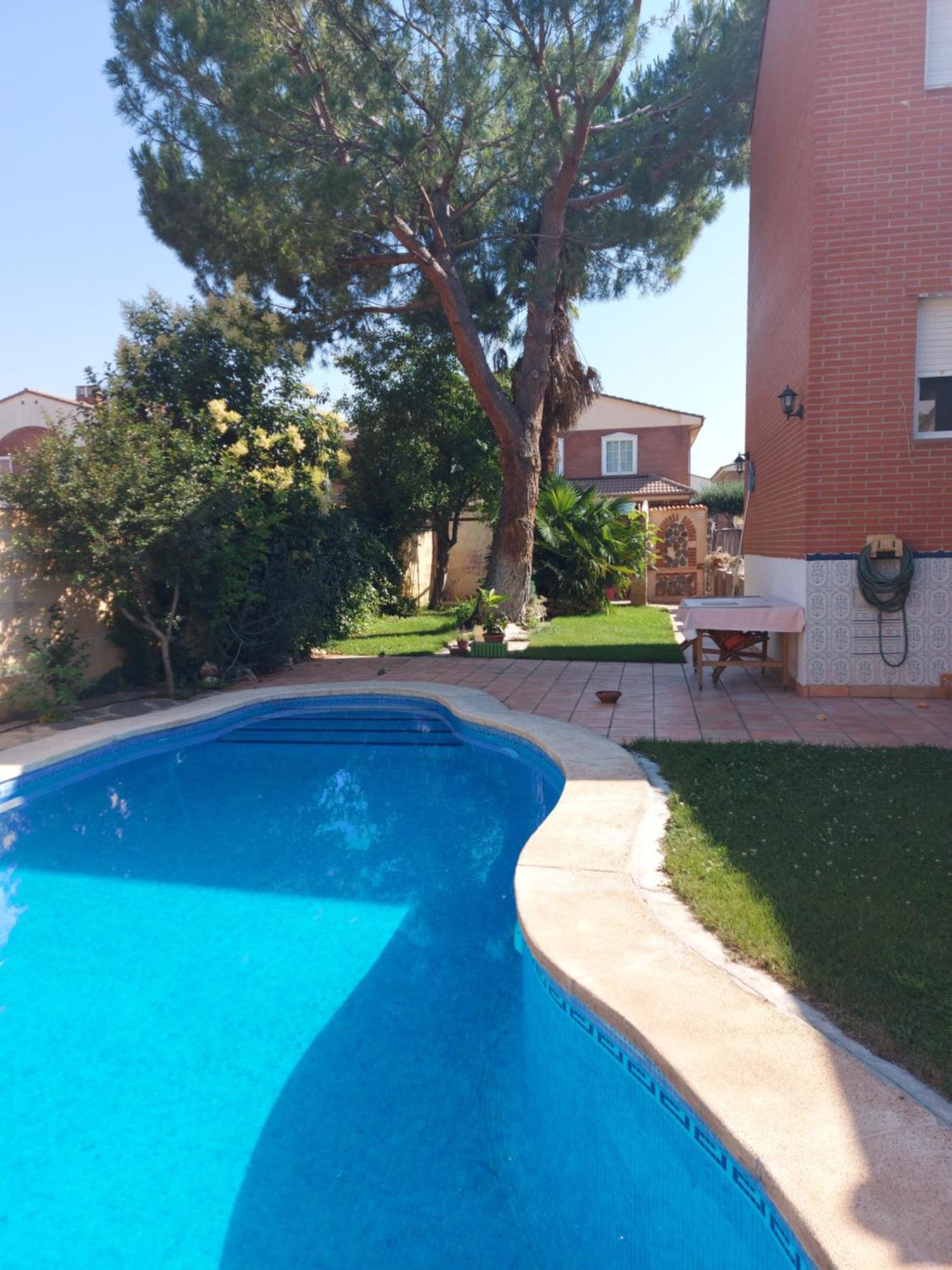 Habitacion,Piscina Y Jardin Azuqueca de Henares Zewnętrze zdjęcie