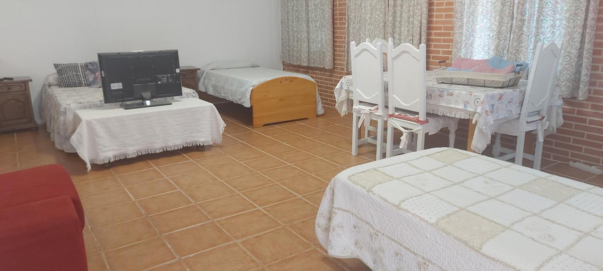 Habitacion,Piscina Y Jardin Azuqueca de Henares Zewnętrze zdjęcie